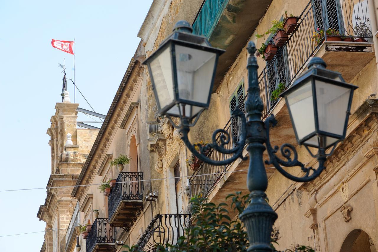 Bed and Breakfast Il Cortile Del Marchese Beccadelli à Sambuca di Sicilia Extérieur photo